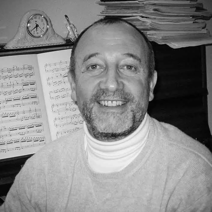 Teacher Simon is an accomplished classical pianist and composer with an education from the Rimskiy-Korsakov College of Music. He has instructed at the Rachmoninov College of Music and for many years operated a music school for all ages in Leningrad, Russia before immigrating to the US. Simon has also participated as a judge and composer in many recitals and music festivals all over the world. With over 35 years of piano teaching experience, teacher Simon works well with students of all ages and levels. New Mozart is very pleased to have Simon join our school!