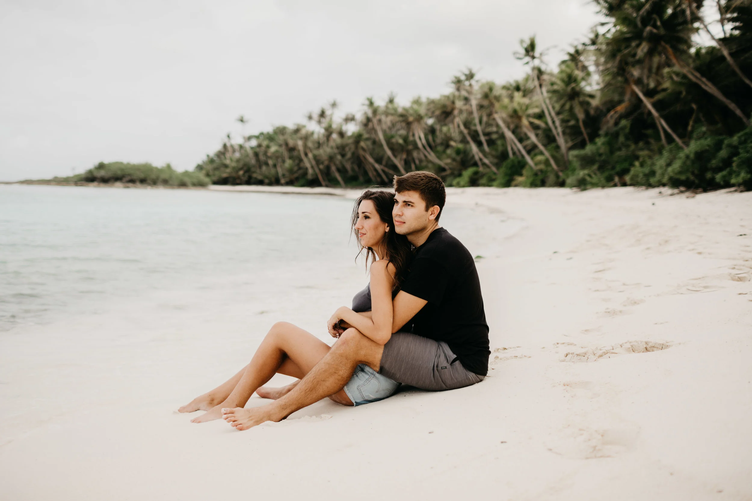 guam-beachy-adventurous-couples-photo-by-samantha-look.jpg