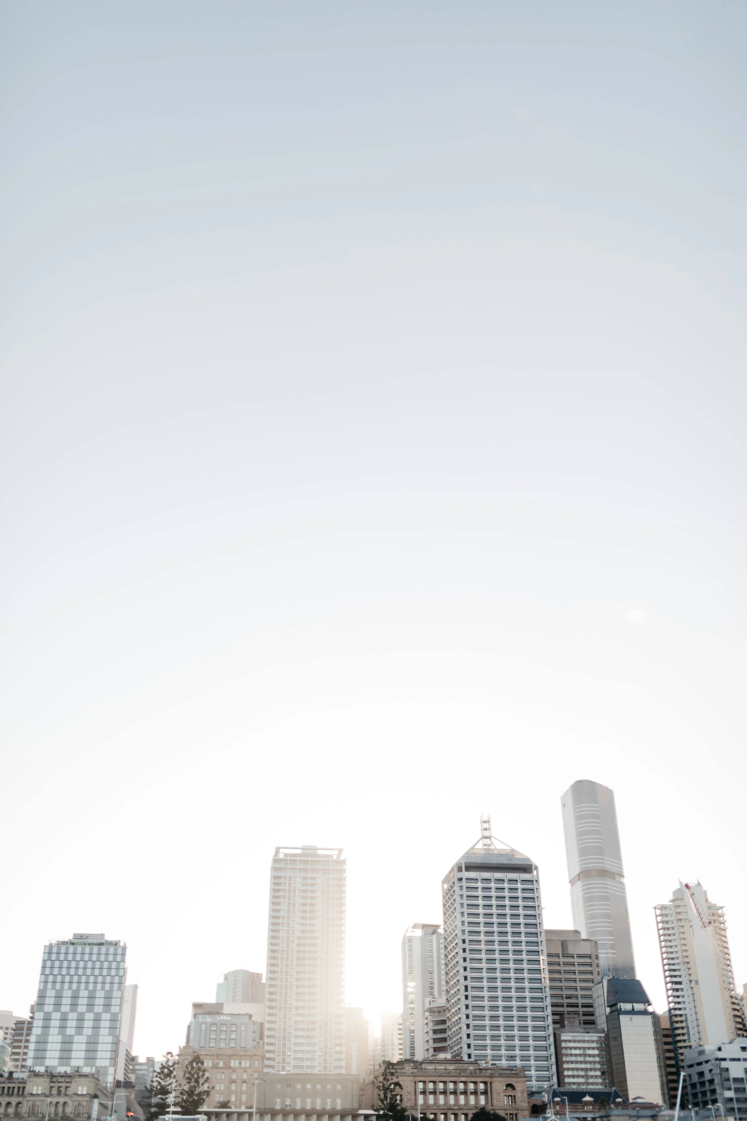 brisbane_skyline_photo_by_samantha_look.jpg