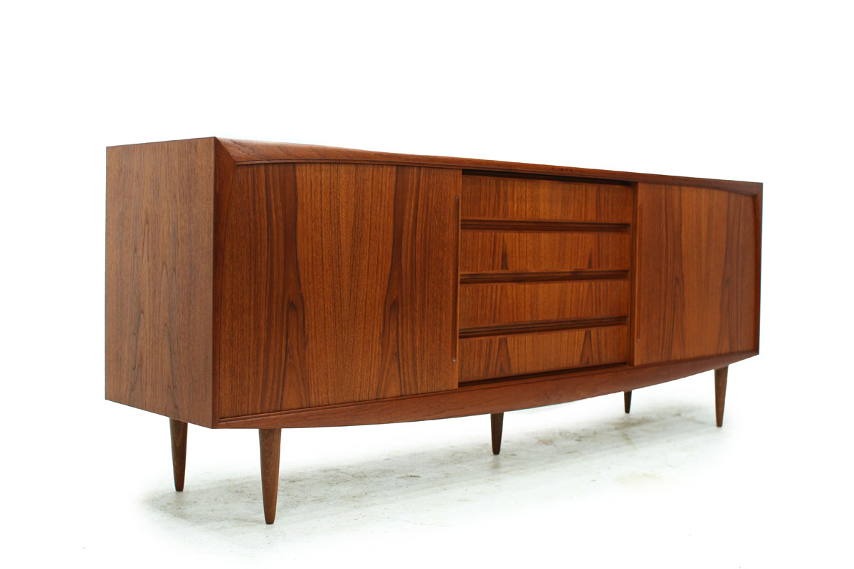MCM Teak wood 4 drawer 1 door Credenza / Sideboard with tapered front and 6 legs