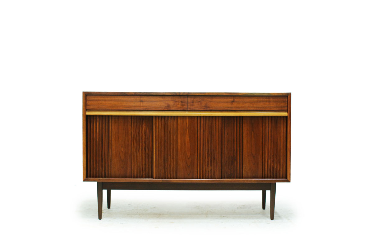 Canadian Made Mid Century Modern Compact 2 door 2 drawer Walnut Wood Sideboard/Credenza by Honderich Company