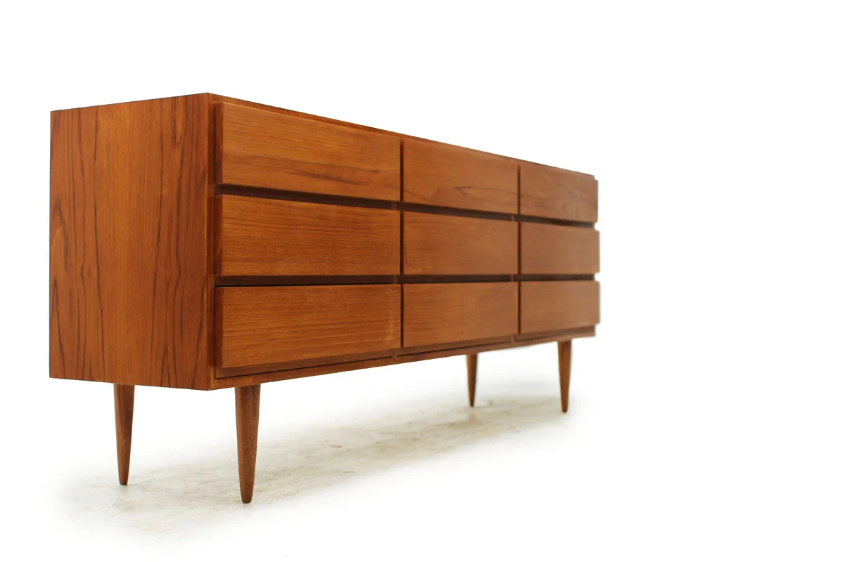 Mid Century Modern Vintage Used Teakwood 9 Drawer Dresser with tapered legs