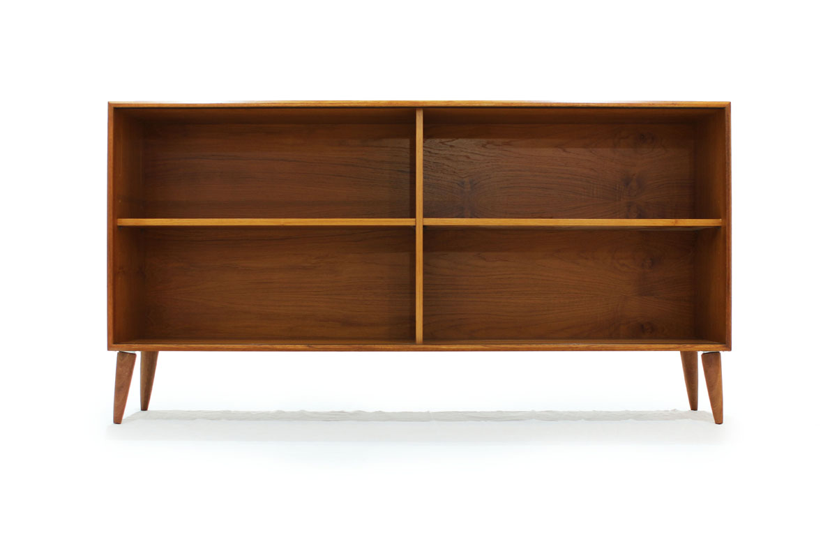 Scandinavian Teakwood MCM Bookshelf with 2 shelves and tapered legs