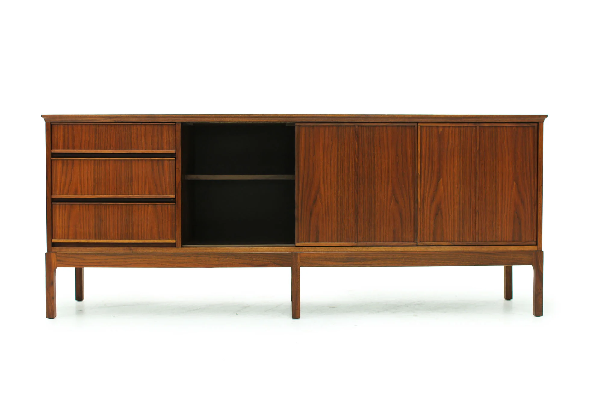 Honderich Walnut Credenza (6).jpg