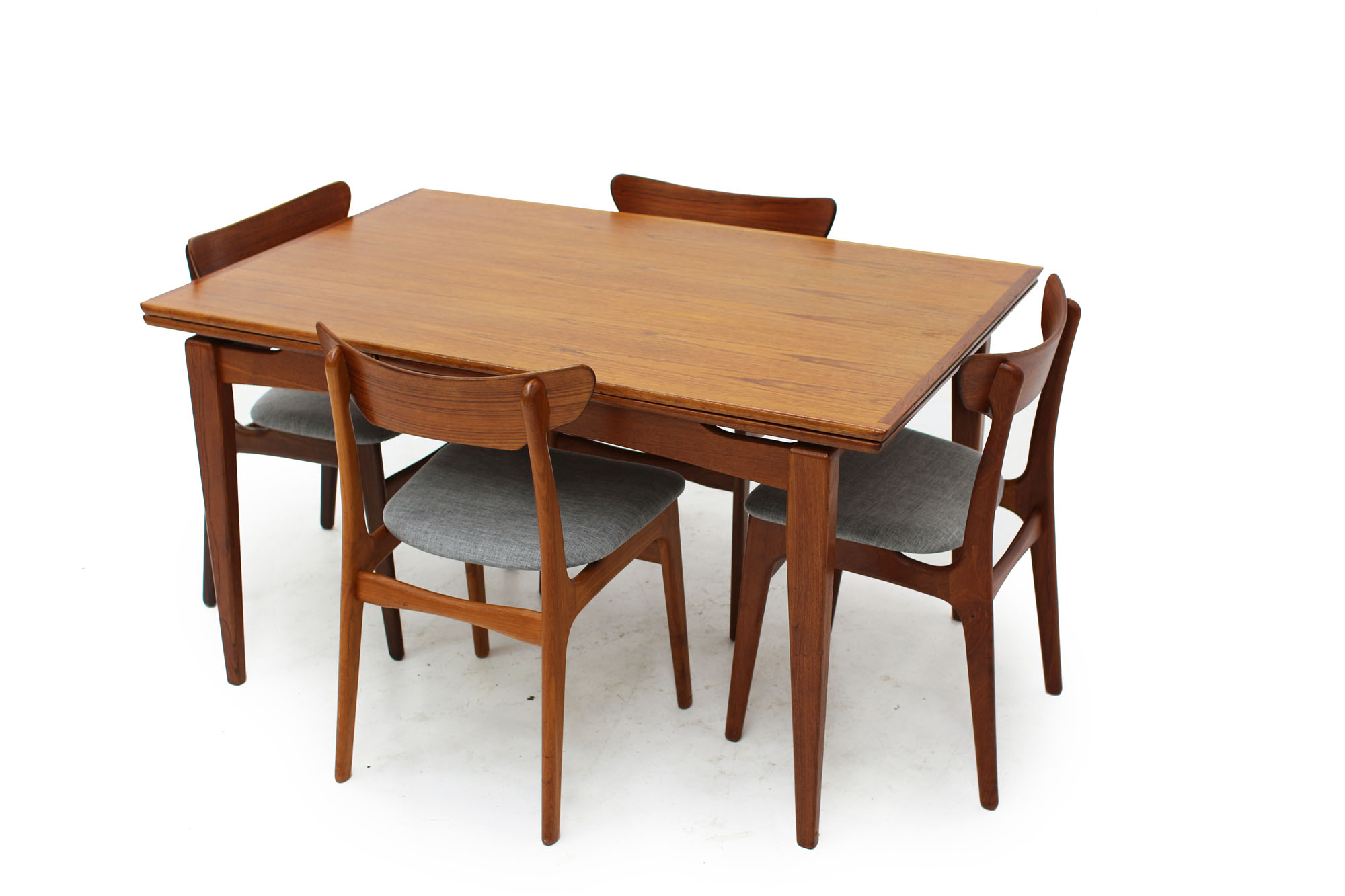 Mid Century Modern Teak Dining Table (1).jpg