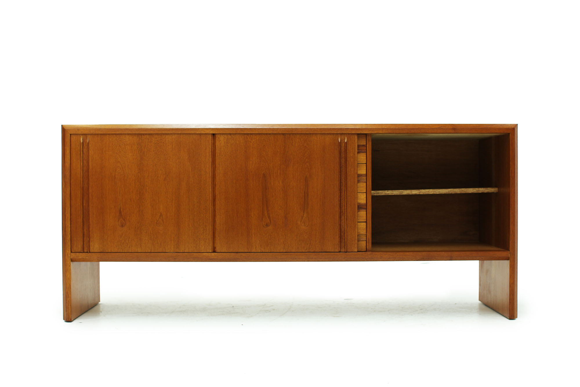 Mid Century Teak buffet well made (5).jpg