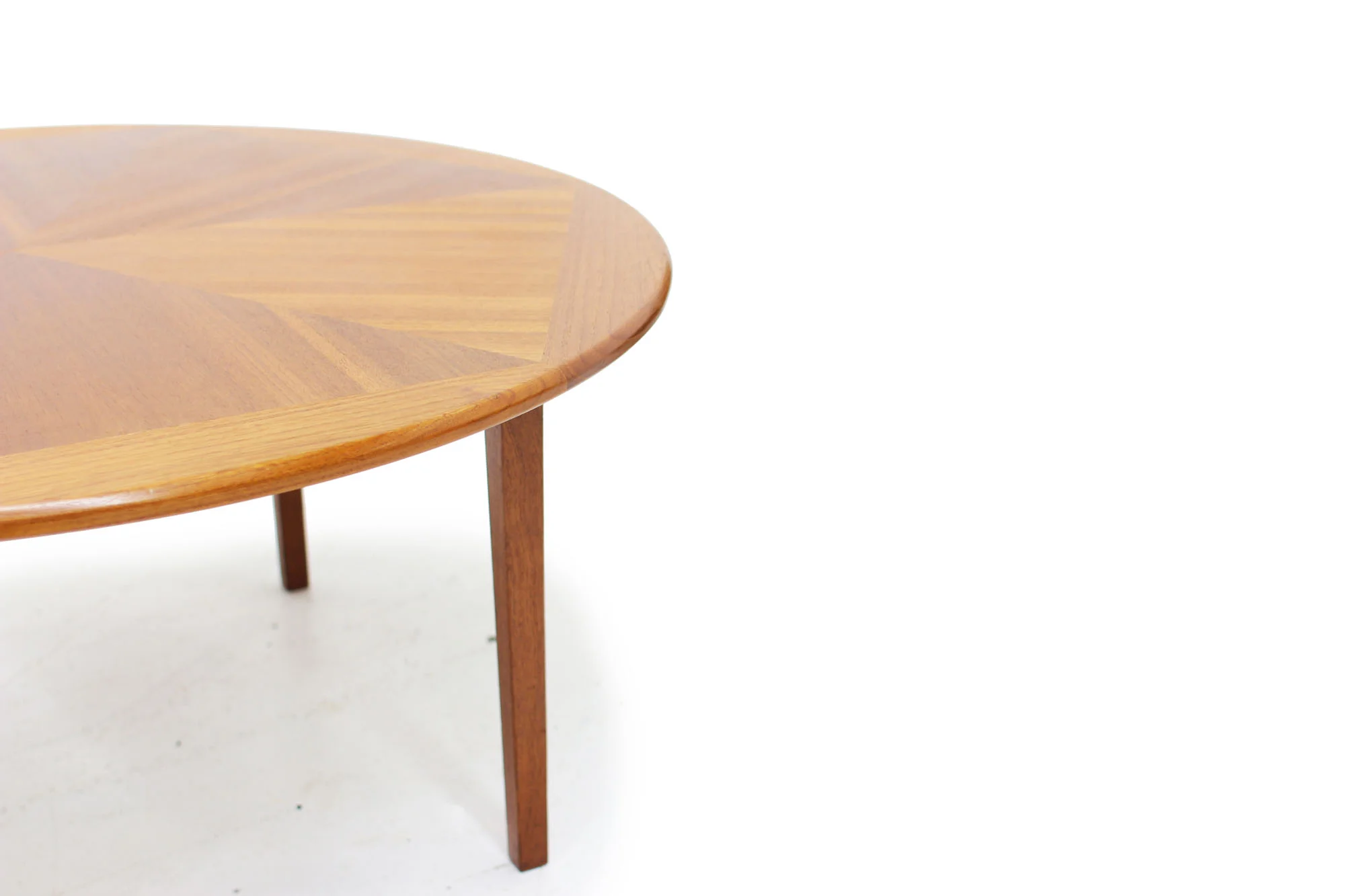 Mid Mod Green Lounge Chair and Round Starburst Coffee table (6).jpg