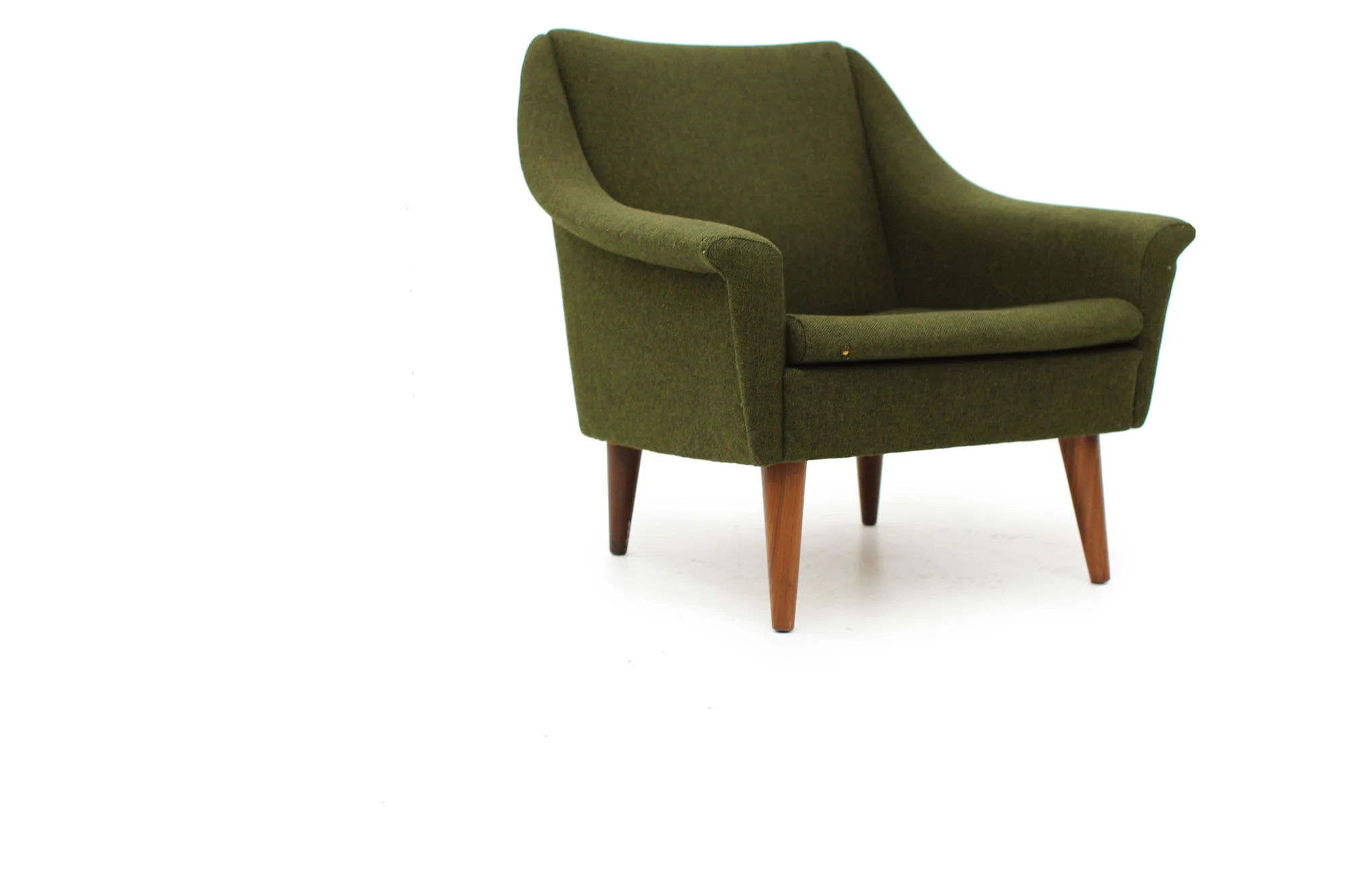 Mid Mod Green Lounge Chair and Round Starburst Coffee table (5).jpg