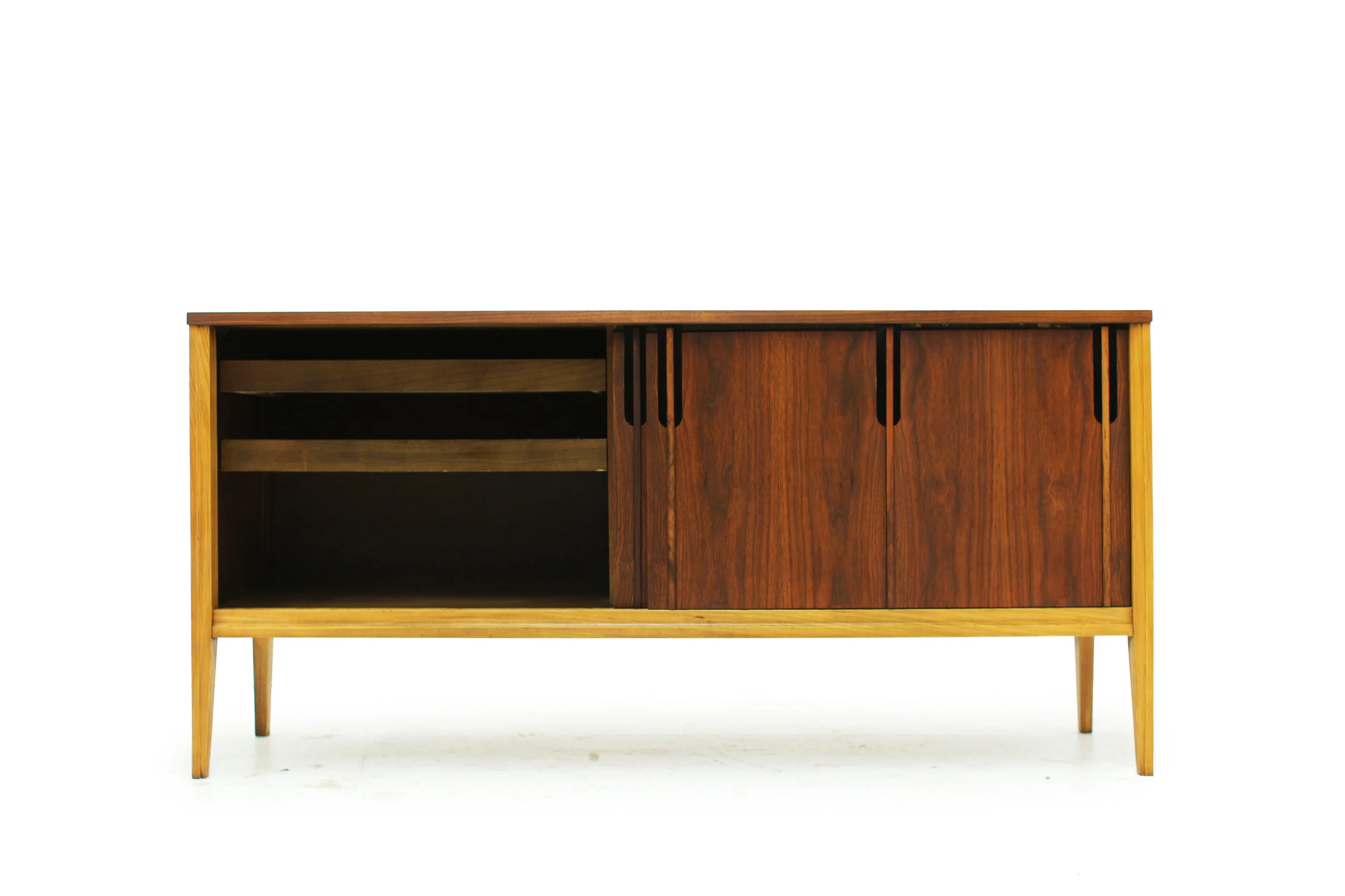 Mid Century Walnut Server by Honderich (4).jpg