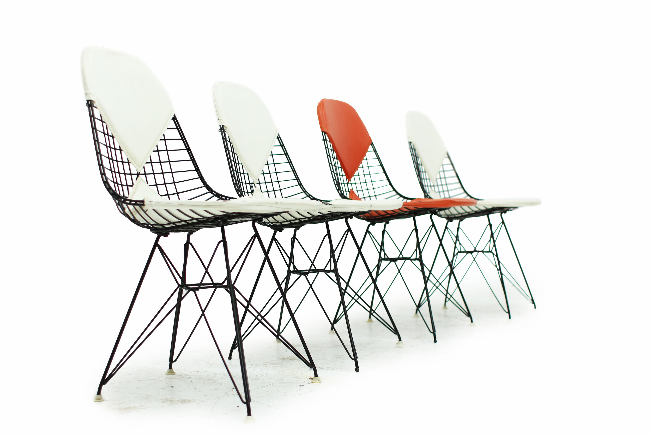 Vader straal versterking Vintage Eames Wire Chairs with Bikini Cover on Eiffel Base by Herman Miller  Item# 0609 — FURNITURE 1950 | Teak Mid Century Modern Furniture | Oshawa &  Toronto