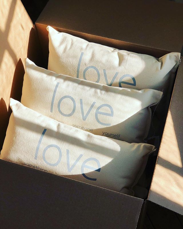 This week we shipped (10!) LOVE pillows to someone who&rsquo;s spreading a whole lotta ❤️ in Boston. Who doesn&rsquo;t need more love in their lives!? #love #lingowares #intheendallthereisislove #loveyourself #loveisfree #meditation #meditate #canvas