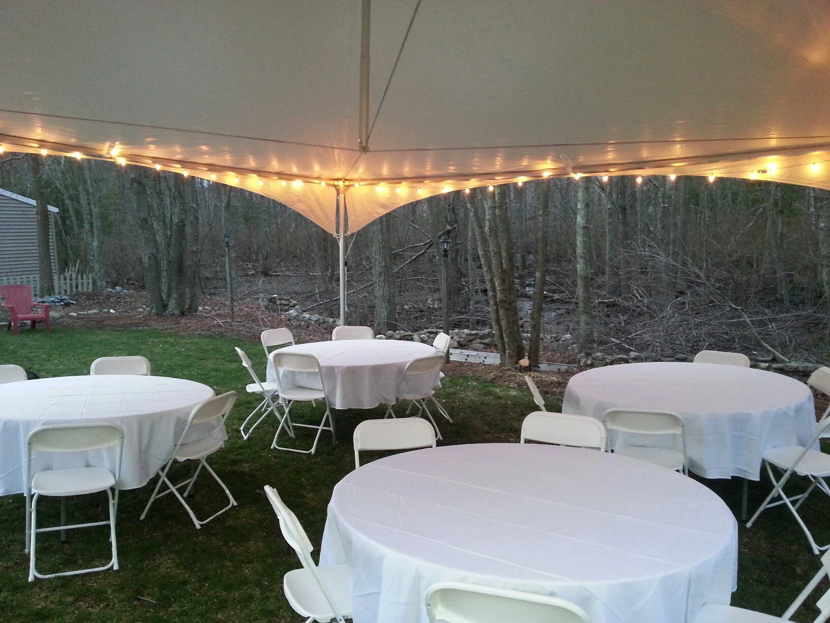 20x20 FRAME tent - free-standing, no pole in center of tent
