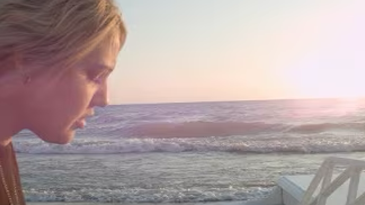 Oceans / Titanium (Mashup) - Ana Pierson