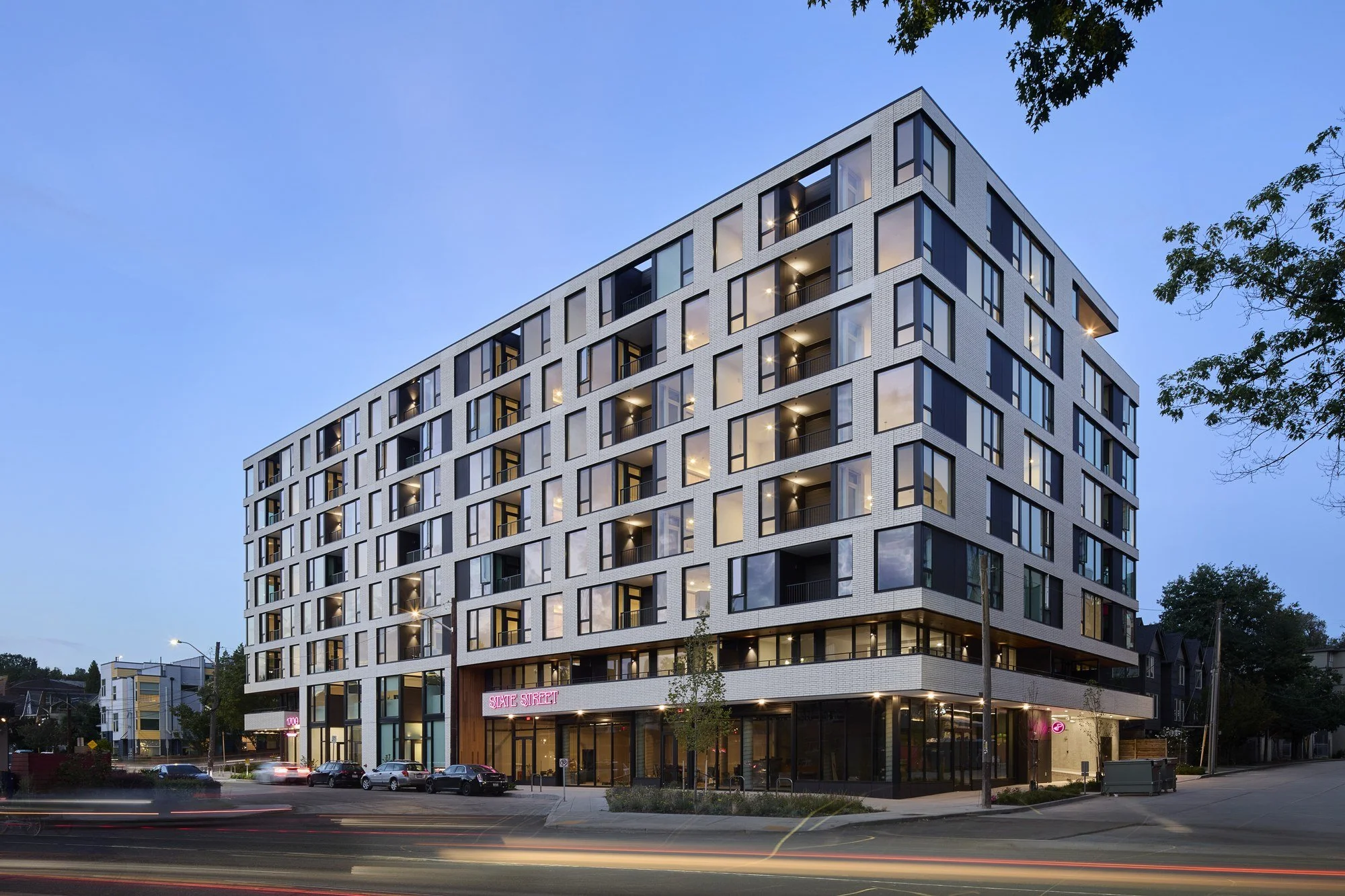 statestreet-01-dusk-corner.jpg