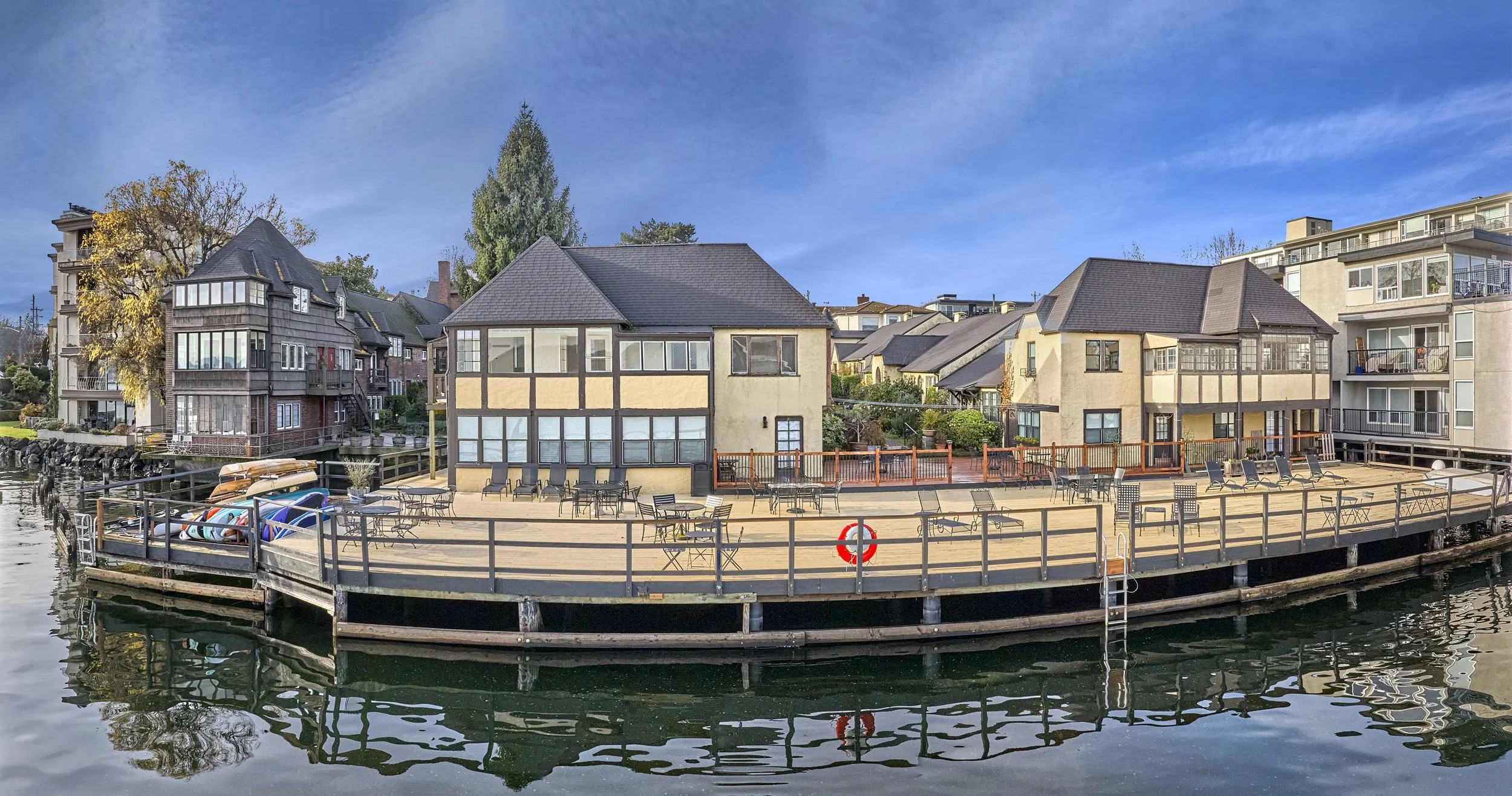 lakecourt-banner-panorama.jpg