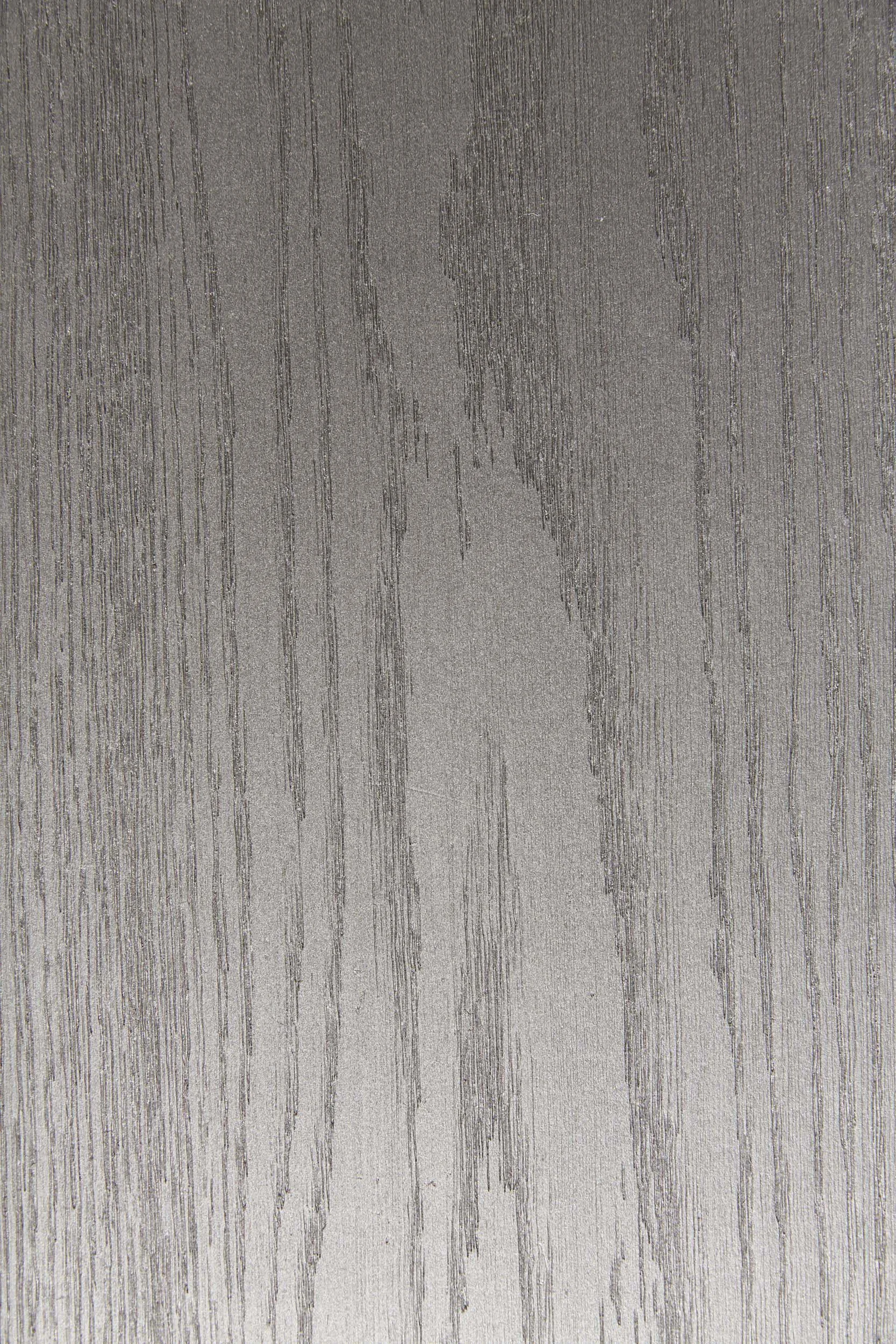 TITANIUM 557