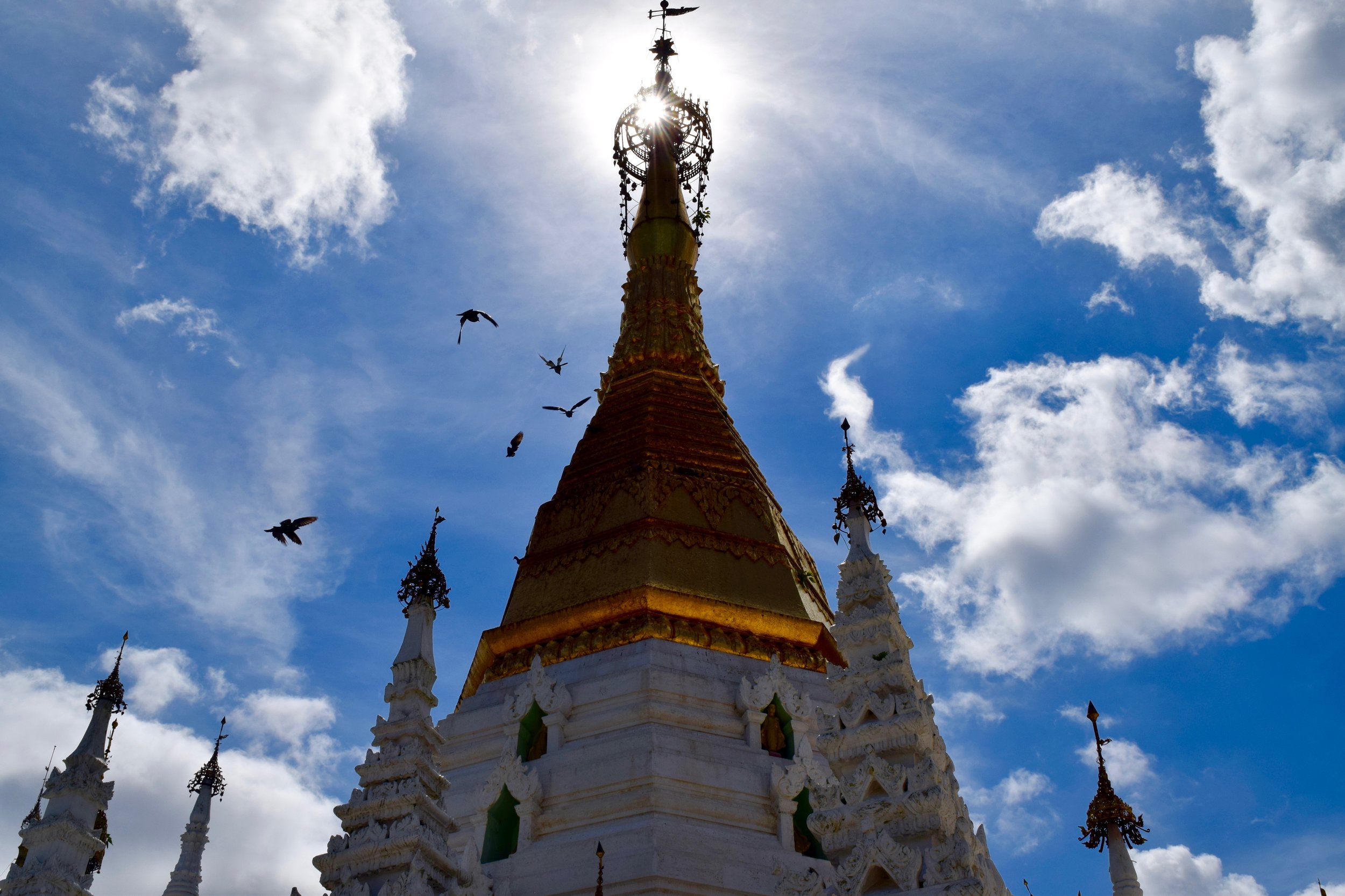  Shwedagon Pagoda in Yangon, Myanmar. October 2015. 