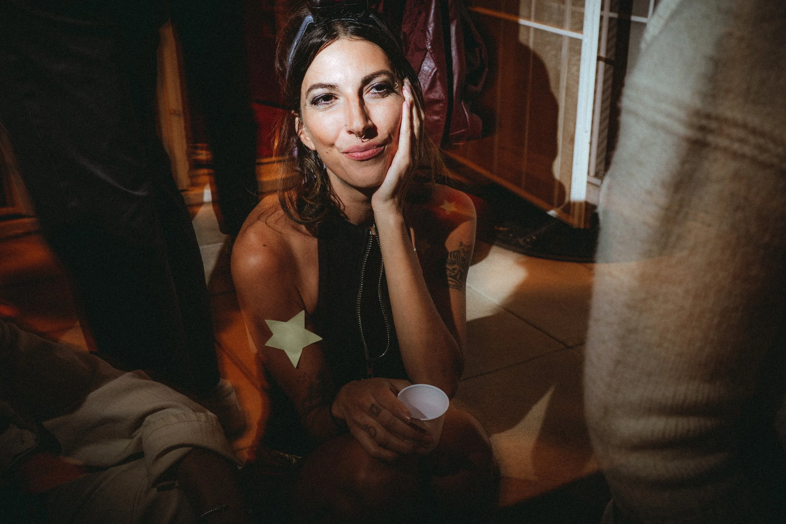 alien houseparty -010807.jpg