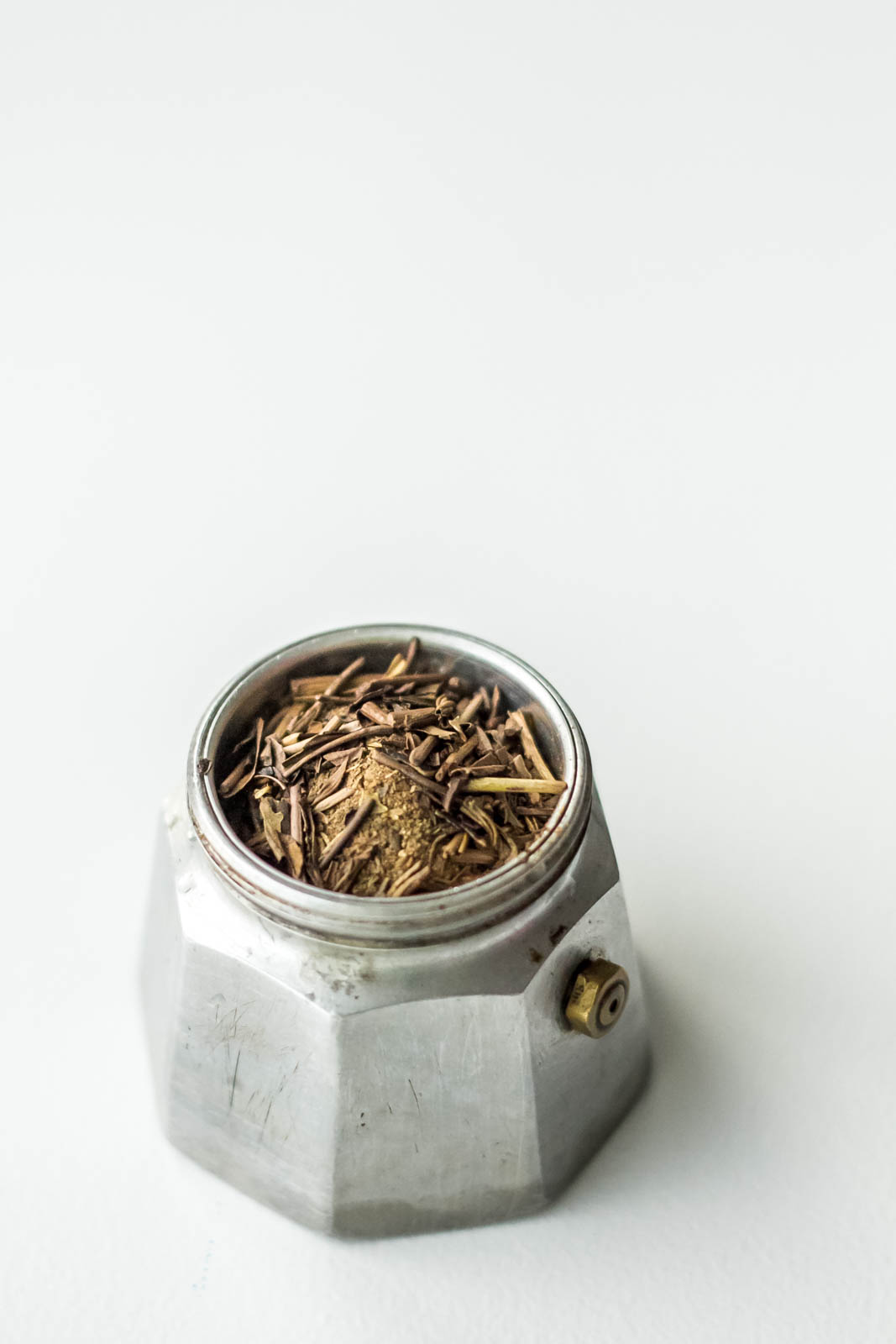 Stovetop Moka Pot, White – Tea + Linen