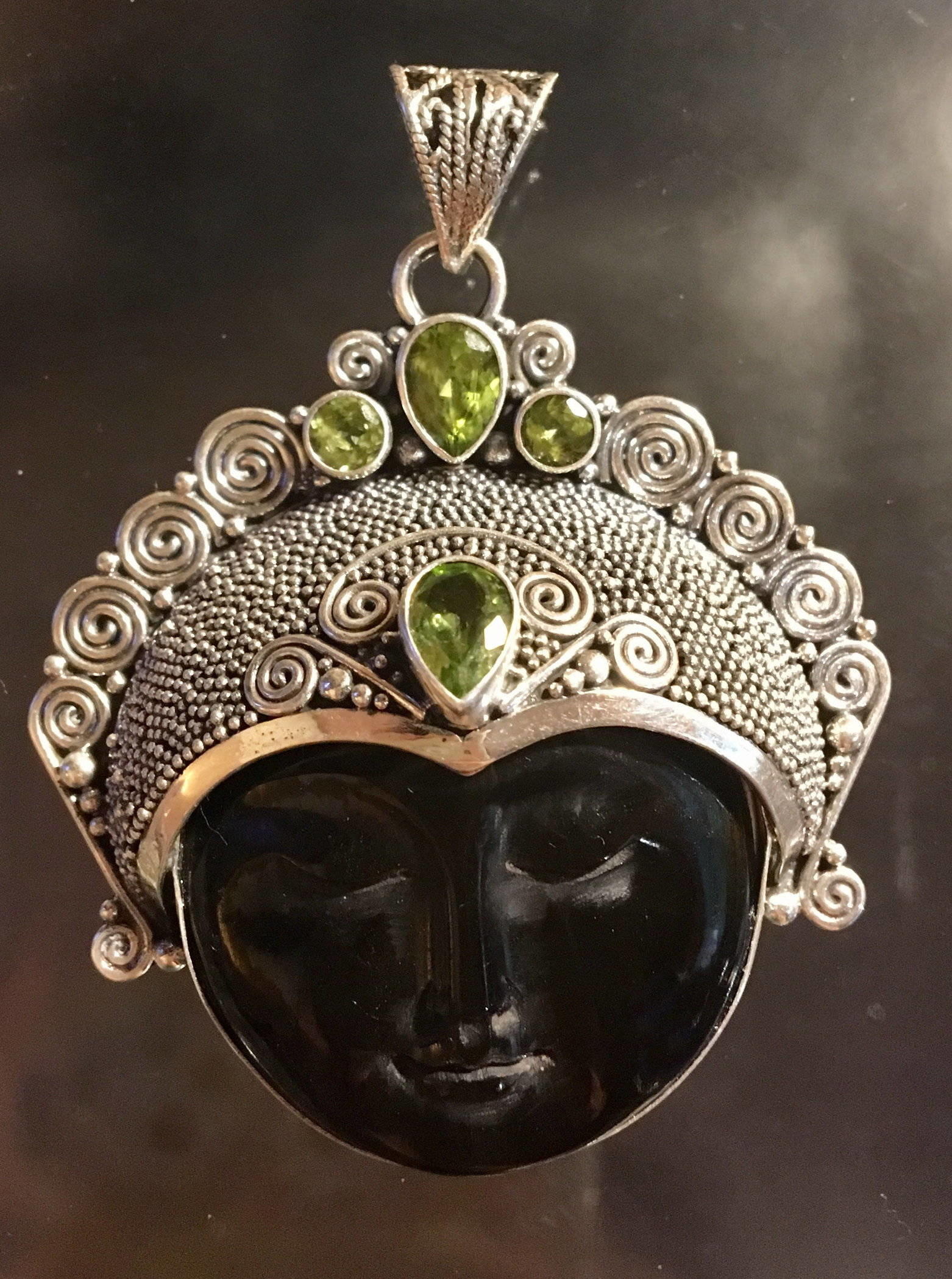 rsz_black_bali_goddess_with_peridot_sterling_silver_pendant.jpg