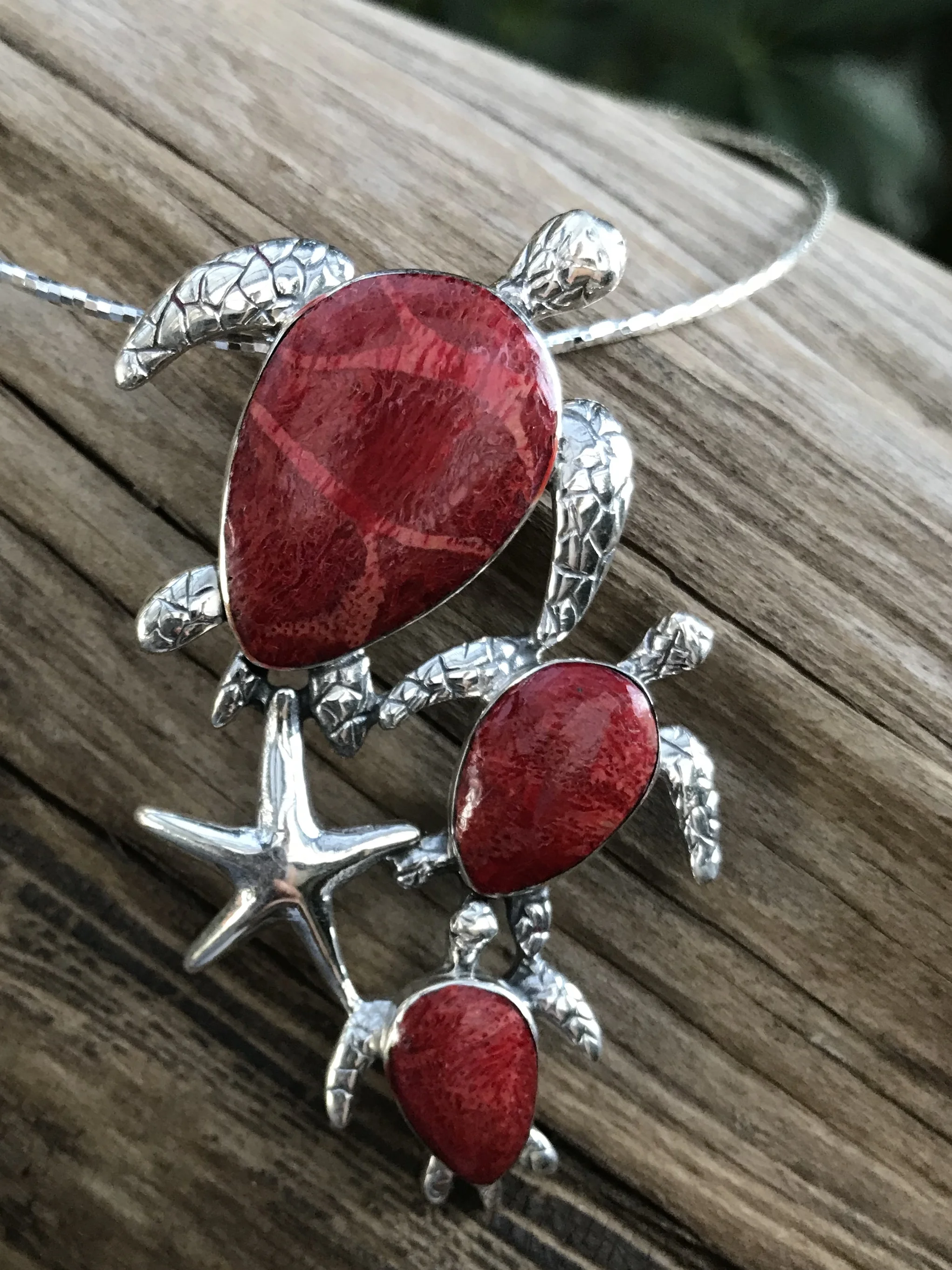 CORAL AND STERLING SILVER SEA TURTLE PENDANT AND EARRINGS