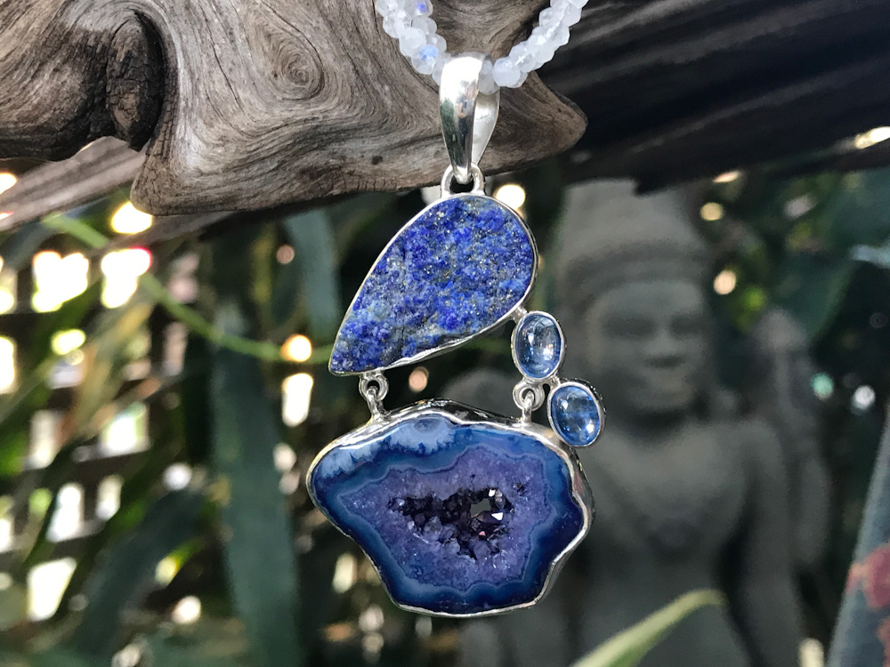 Lapis Lazuli, Blue Agate and Kaynite pendant and earring set.