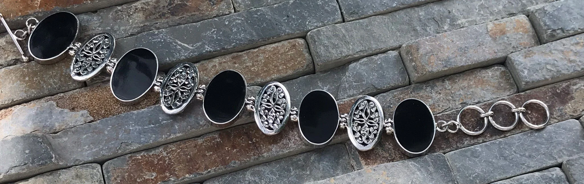 Iridescent Abalone, Natural Shell Bracelet, Silver Filigree, Sea-Inspired Accessories, Artisan Jewelry, Earthy Boho Bracelet, Unique Statement Piece, Ocean Colors Jewelry, Eco-Friendly Jewelry