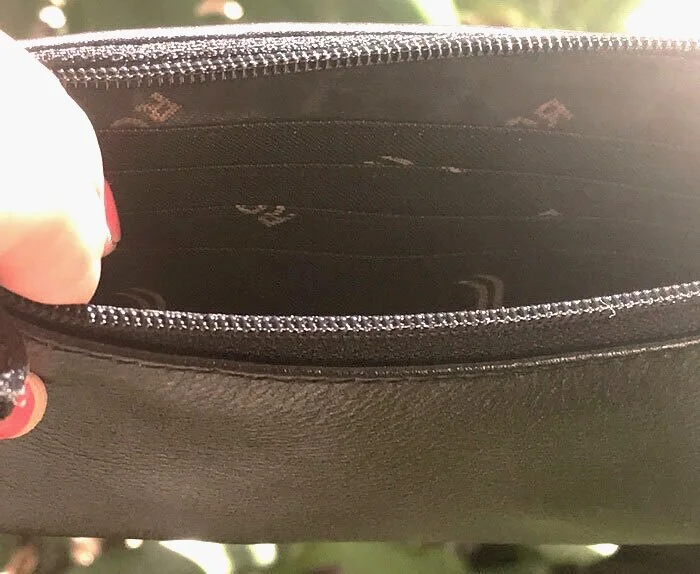 GREEN SANDED STINGRAY CLUTCH / CROSSBODY