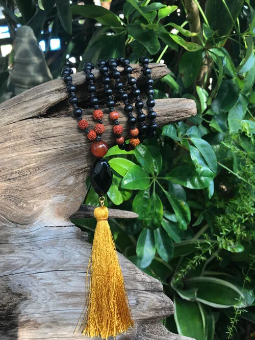 MATTE ONYX, CARNELLIAN AND RUDRAKSHA 108 MALA