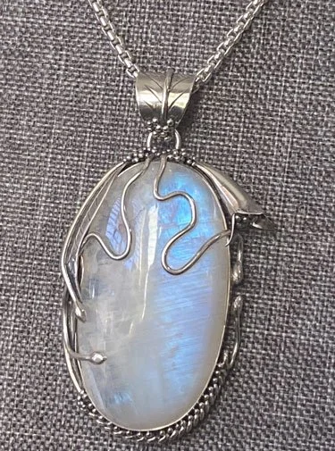 Rainbow Moonstone pendant set in sterling silver, made in Bali
