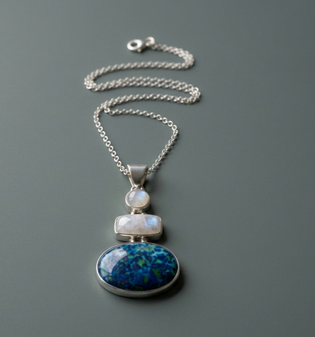 Handmade Bali Lapis Lazuli and Freshwater Pearl sterling silver necklace
