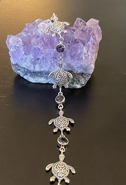 Organic beach jewelry, Turtles and gemstones bracelet, Spiritual sea turtle amulet, Nature-inspired jewelry, Healing crystal bracelet,