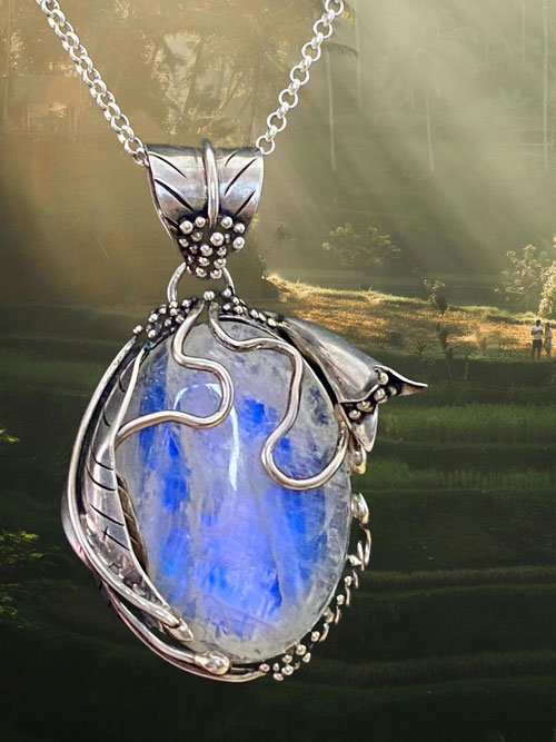 Sterling Silver Moonstone Pendant, Balinese Jewelry, Artisan Crafted Pendant, Boho Moonstone Necklace, Handcrafted Silver Jewelry, Healing Moonstone Necklace, Intuitive Gemstone Jewelry