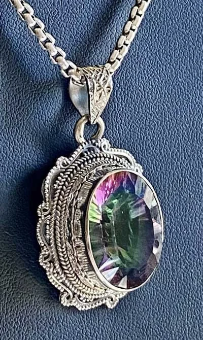 spiritual jewelry, unique gemstone pendant, Mystic Oasis pendant, artisan jewelry, metaphysical jewelry, organic jewelry.