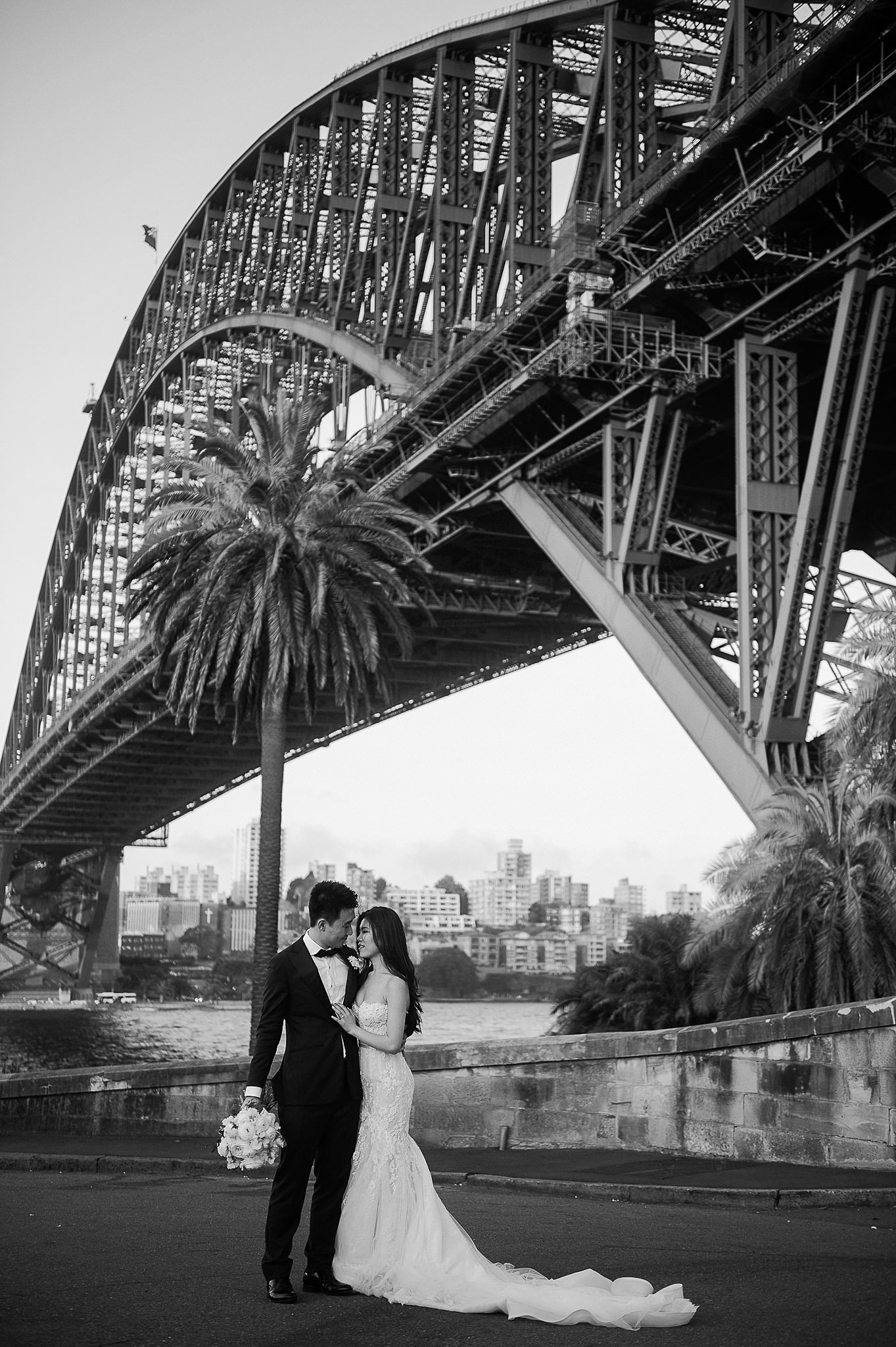 bride_groom_sydney_harbour_bridge