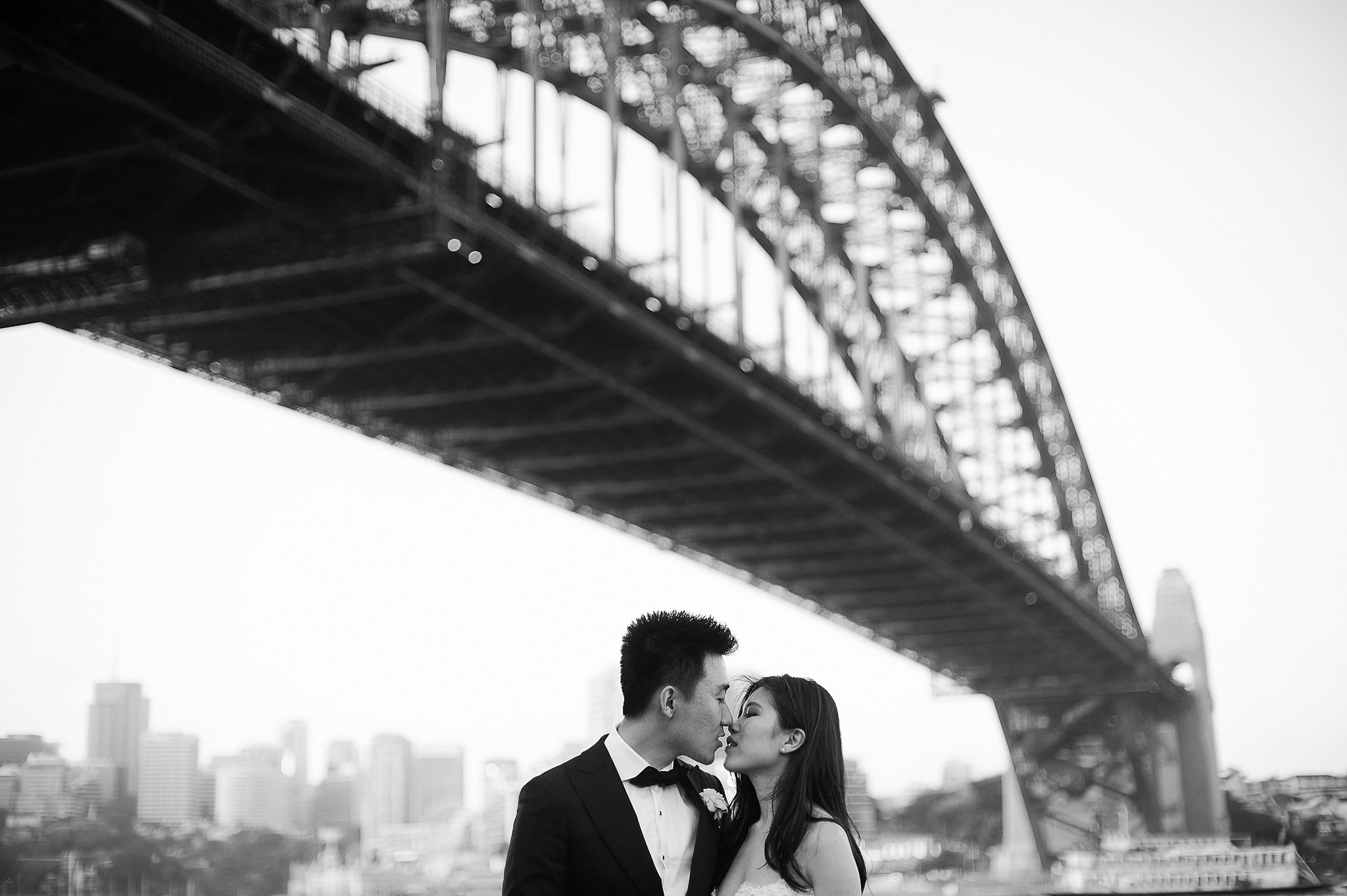 bride_groom_sydney_harbour_bridge