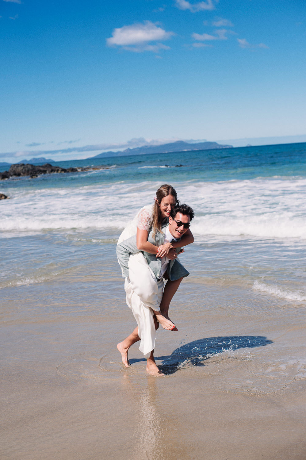 Tasmania_Beach_wedding