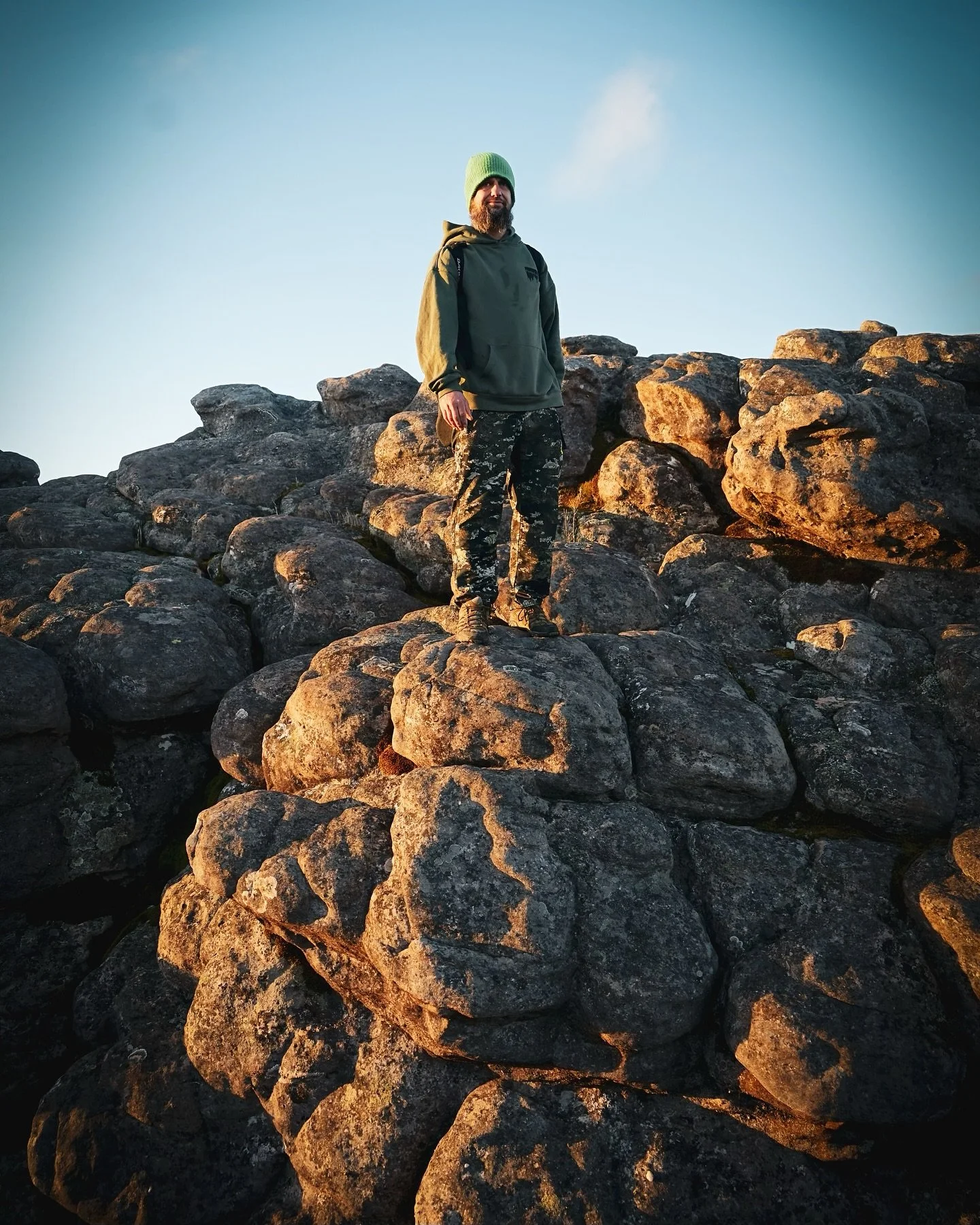 Early bird. 

#adventure #hiking #mountians #wandering #roadslesstravelled #parksco #campfire #camping #weekendwarrior #sea #ocean #seatosummit #enjoytherideleavenothingbehind #hike #nature #eco #organic #gday #gdaymate #vanlife #hikingbabes #sustain