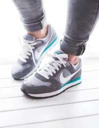 healthy-light-woman-legs.jpg