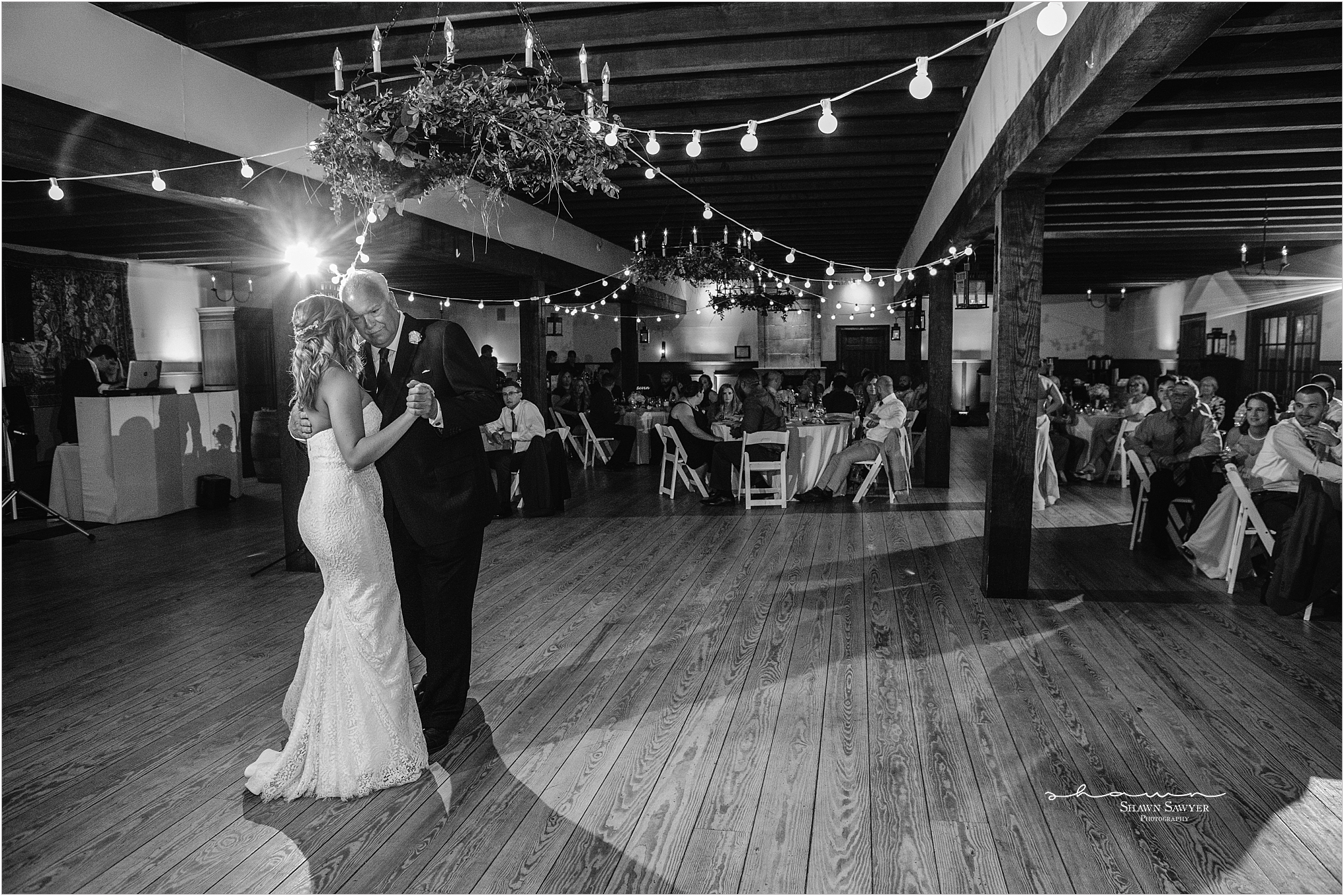 WilliamsburgWineryWeddingVirginiaBeachBoudoirShawnSawyerPhotography_0061.jpg