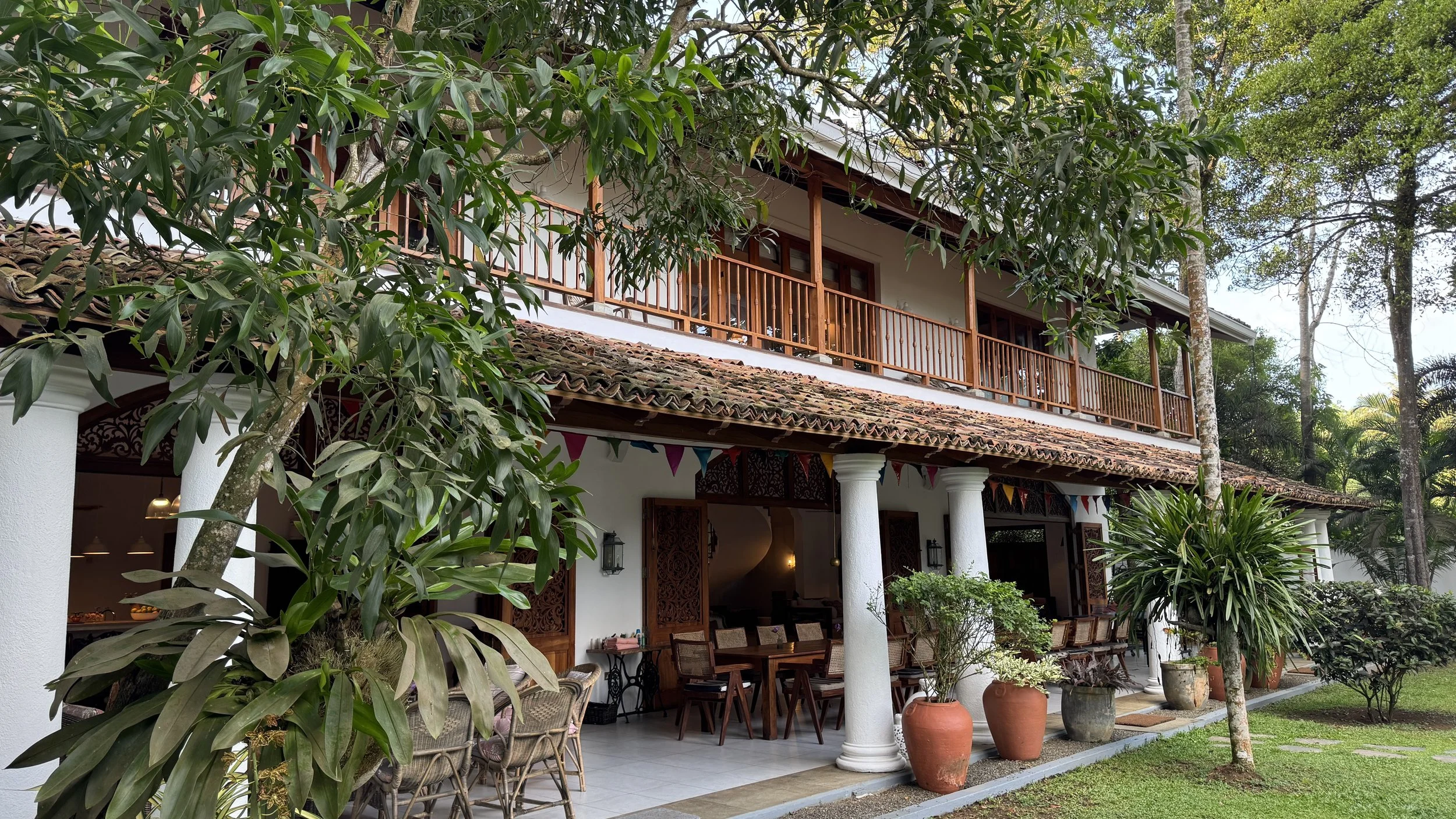 Sri Lanka Meda Gedara.jpg