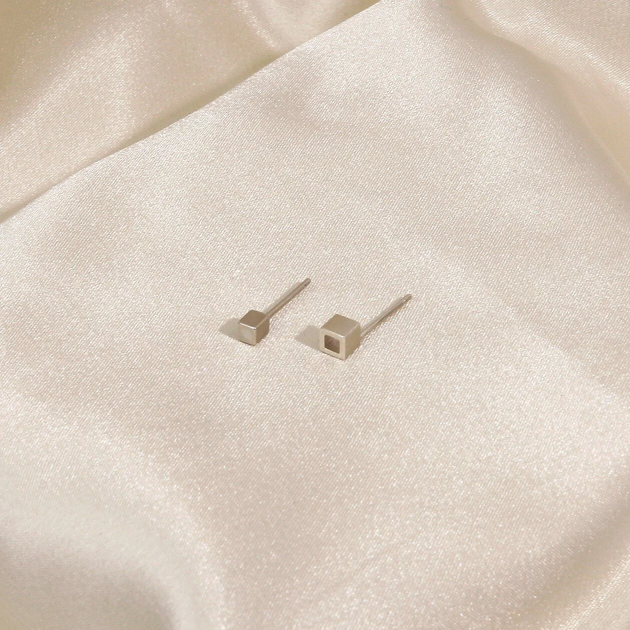 9. Cube Squared Studs ss.JPG