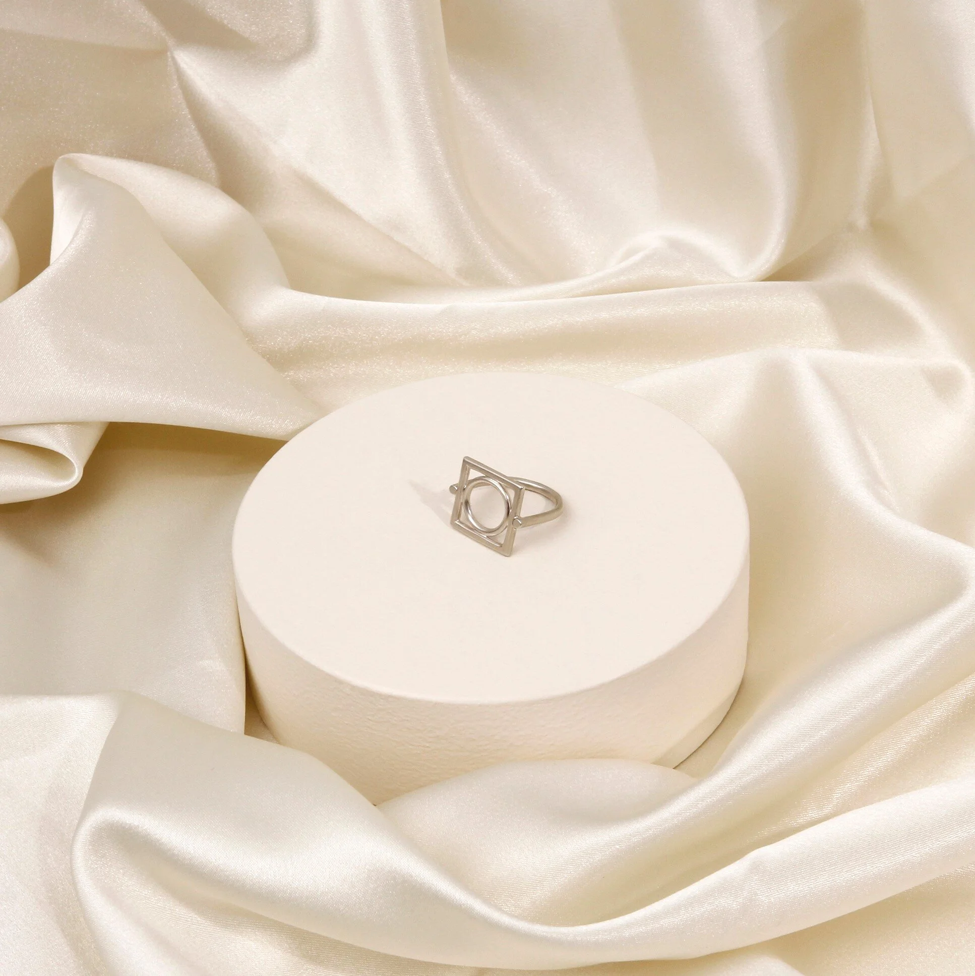 33. Geometry Ring ss.JPG