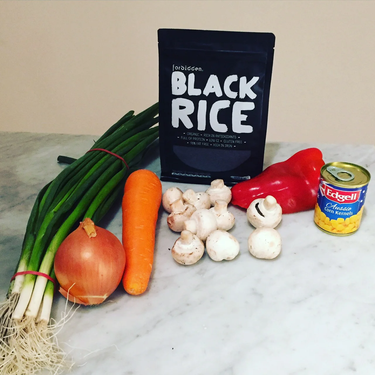 Ingredients i used. You can also add a fried egg if you like.