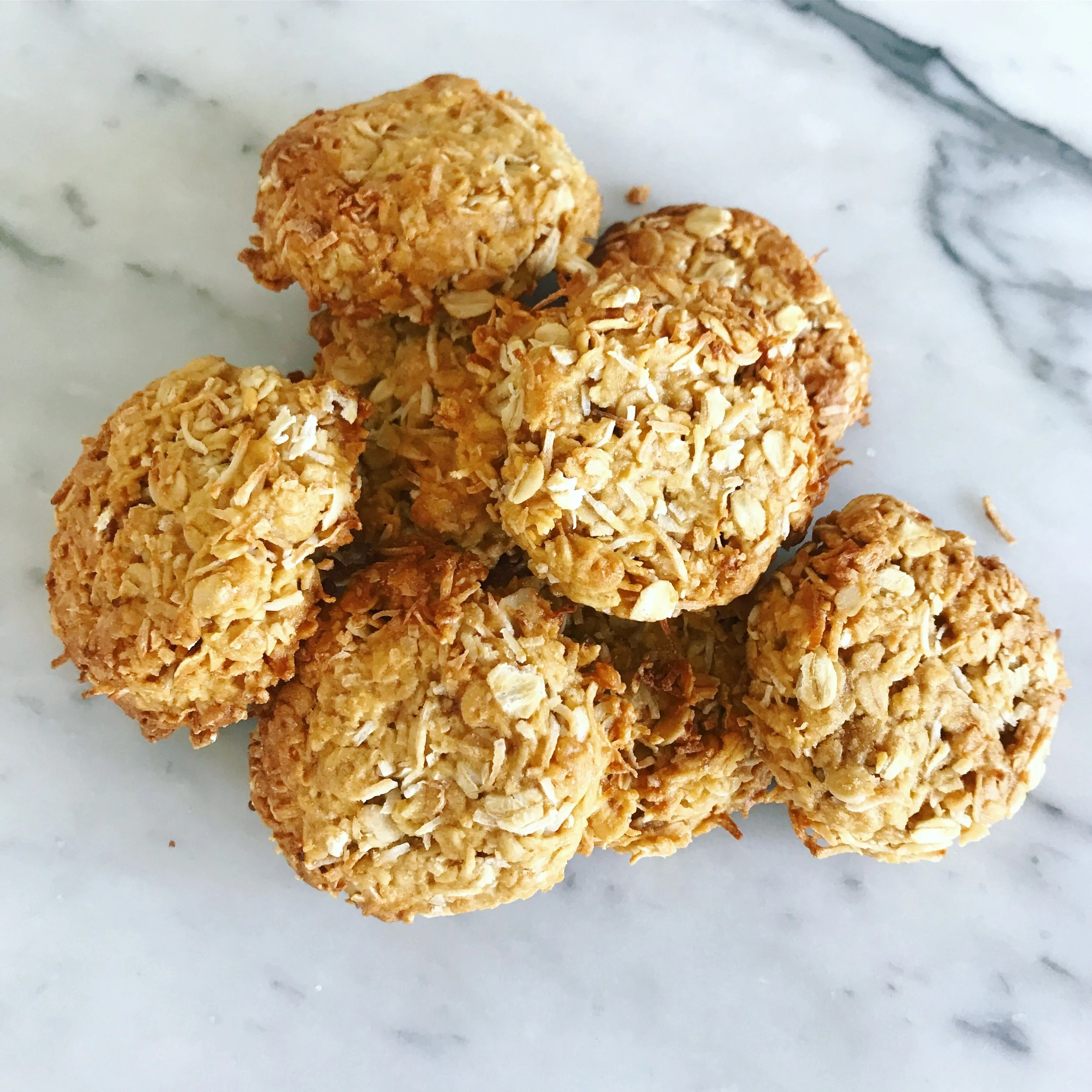 Healthy Anzac Biscuits 