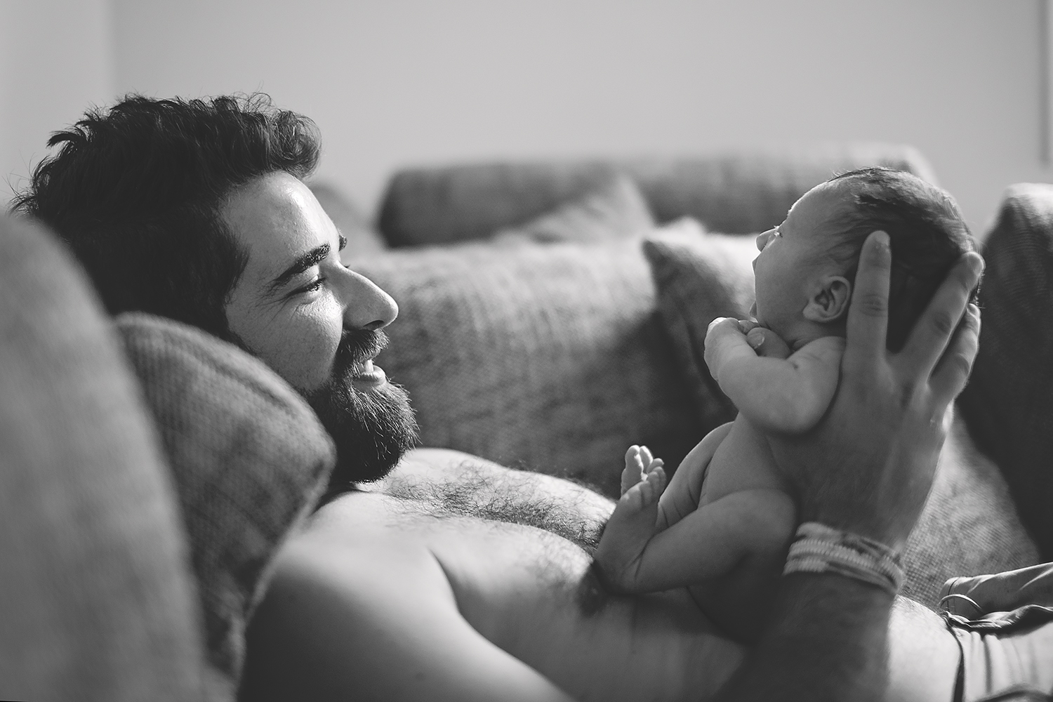 newbornanddaddy__bw.jpg