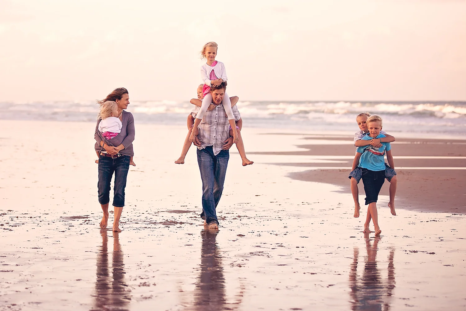 family_walk.jpg