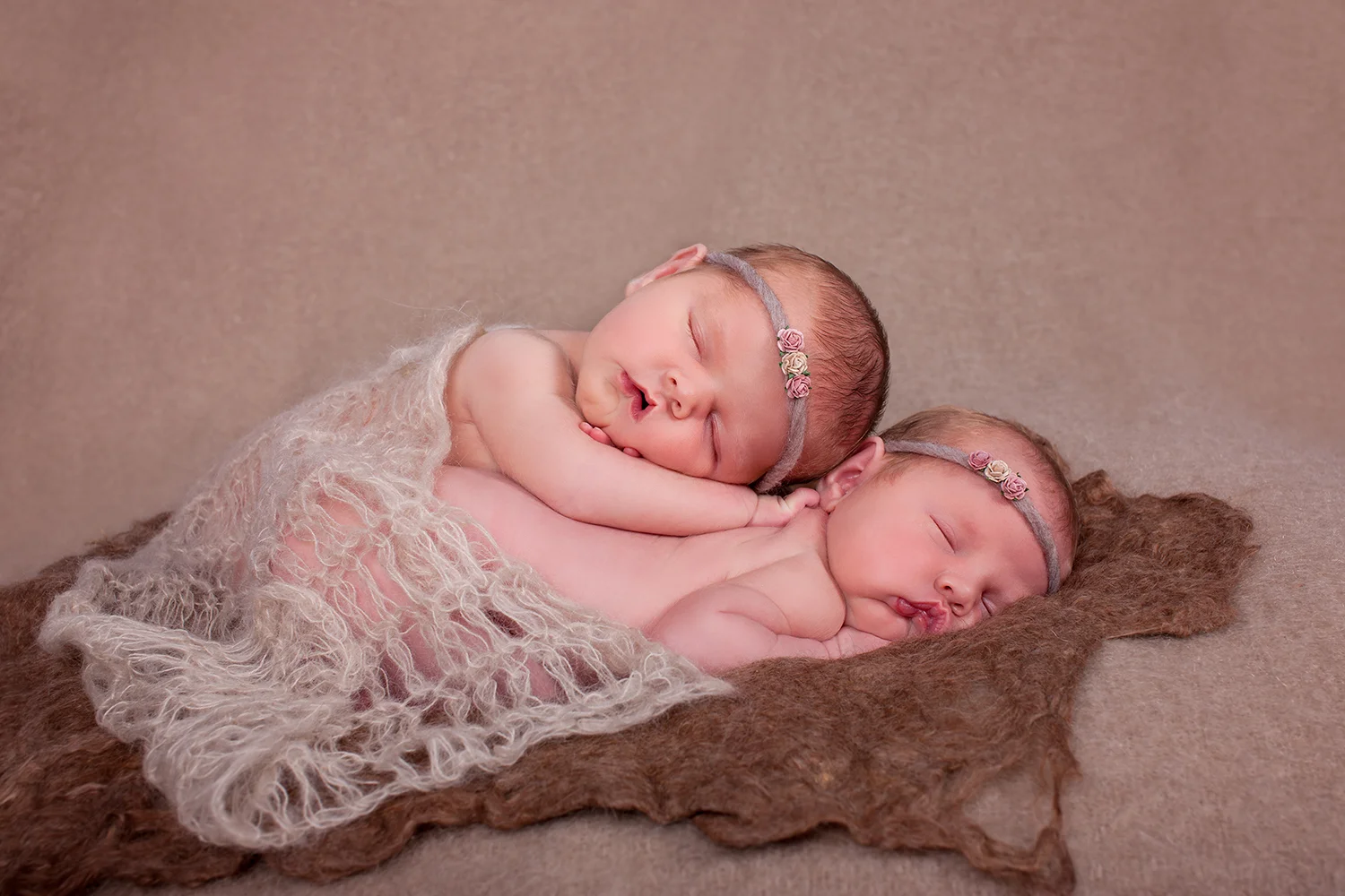 newborn_twins_emotionalphotography_1.jpg