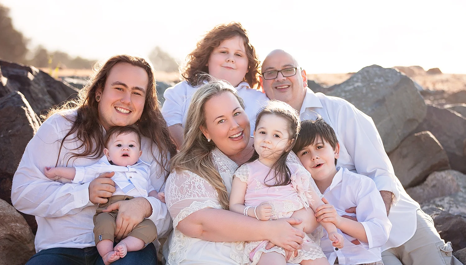 big_happy_family.jpg