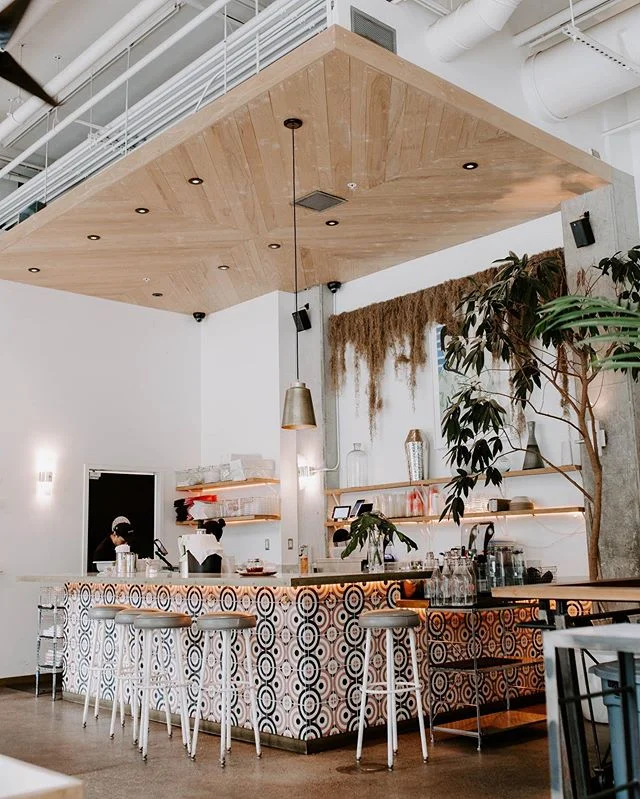 landed in san francisco and immediately got breakfast at this cute little place. 🤩